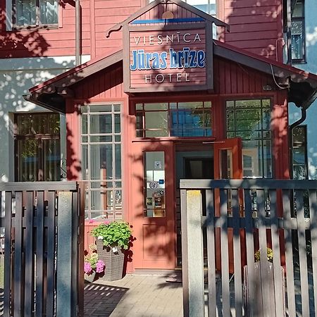 Juras Brize Hotel Ventspils Kültér fotó