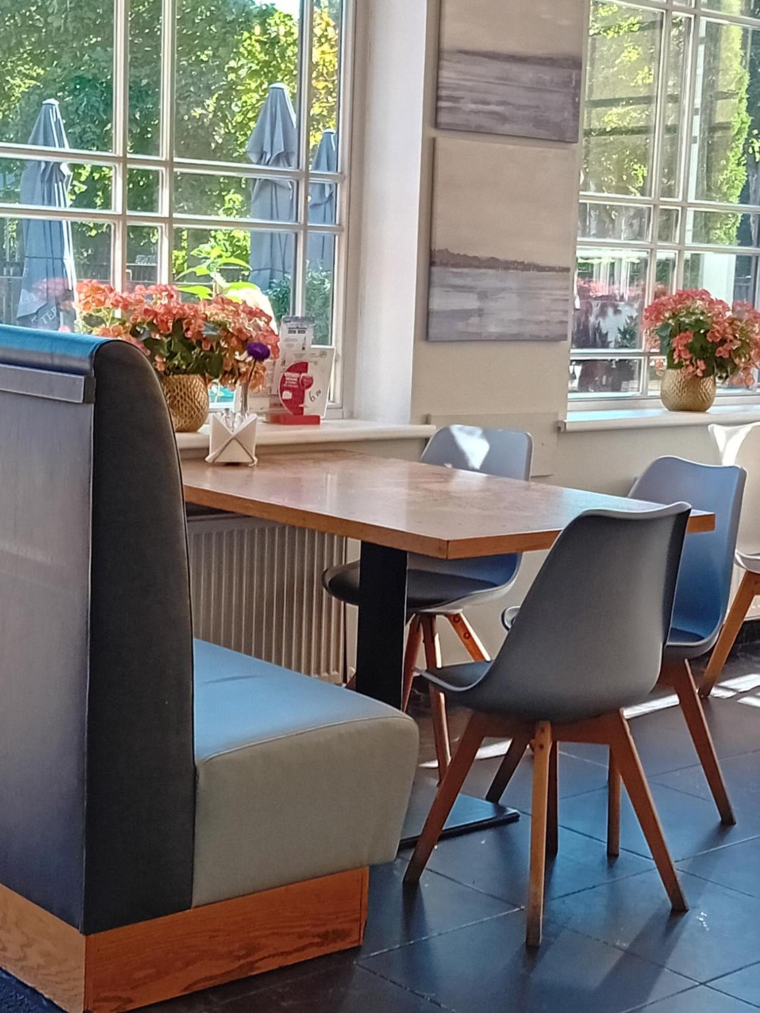 Juras Brize Hotel Ventspils Kültér fotó