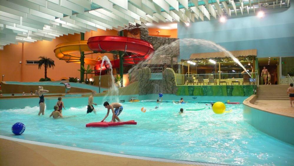 Juras Brize Hotel Ventspils Kültér fotó