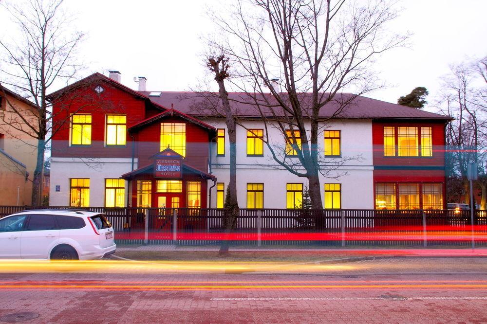 Juras Brize Hotel Ventspils Kültér fotó